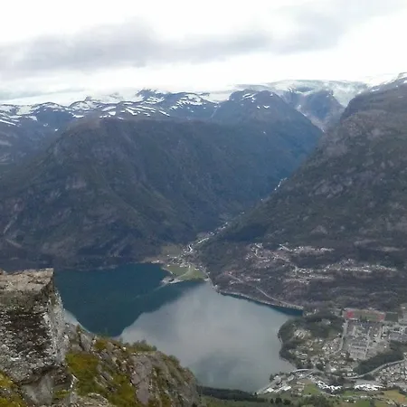 In Near Trolltunga